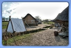 Nach 17:00 Uhr kehrt in Haithabu die Ruhe zurück (2. Frühjahrsmarkt) - Museumsfreifläche Wikinger Museum Haithabu WHH 08-04-2012